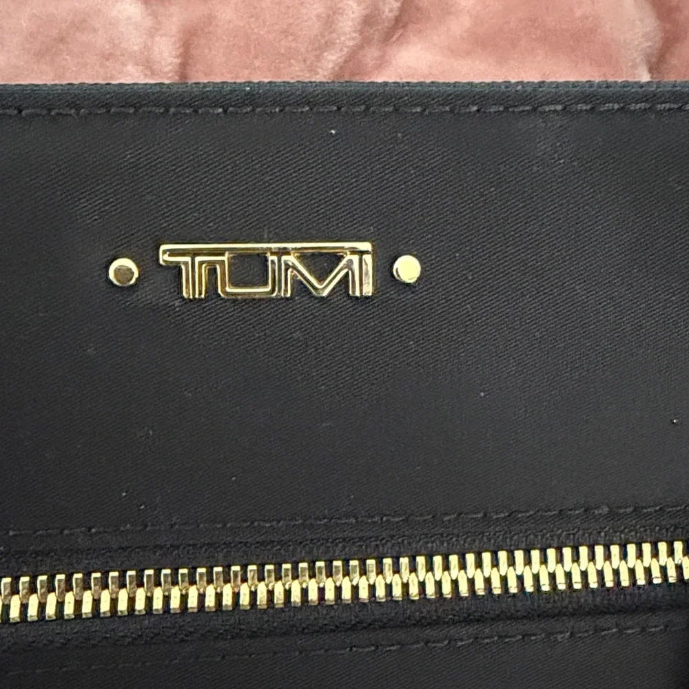 Tumi Voyageur Sheryl Nylon Business Tote - Picture 2 of 15